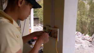 Elektriker in Ban Trang