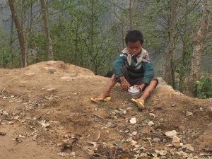 Kinderarmut in Vietnam LOAN Stiftung