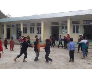 Sua Nhe Lu Kinder glücklich